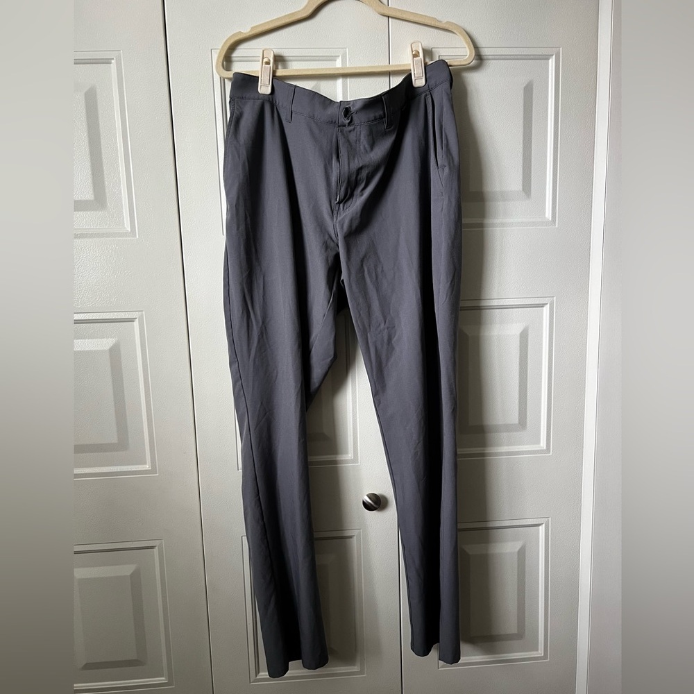 Travis Mathew Gray Golf Pants 34x32